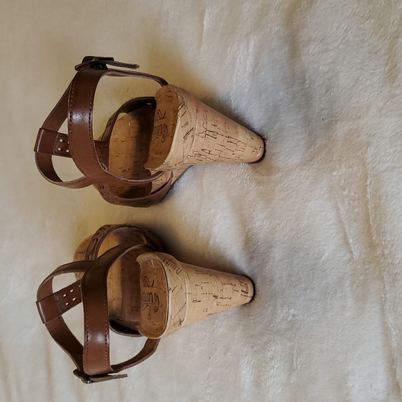 Unlisted cork wedge sandals size 9 never worn - Picture 3 of 5